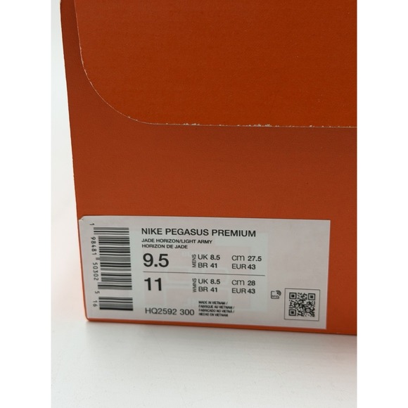 Nike Pegasus Premium Size 9.5 Mens Jade Horizon Light Army Sneakers HQ2592-300